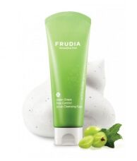 Пенка для умывания Frudia Green Grape Pore Control Scrub Cleansing 145мл